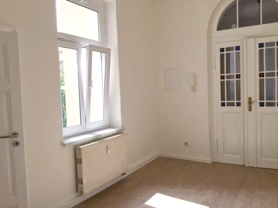 4 Zimmer Wohnung mit 100 m² in Radebeul – Bild 1