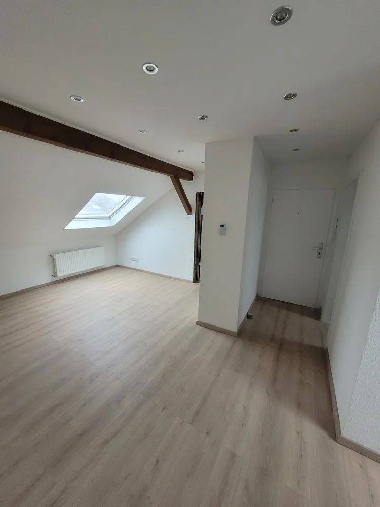4 Zimmer Wohnung mit 47 m² in Düsseldorf – Bild 2