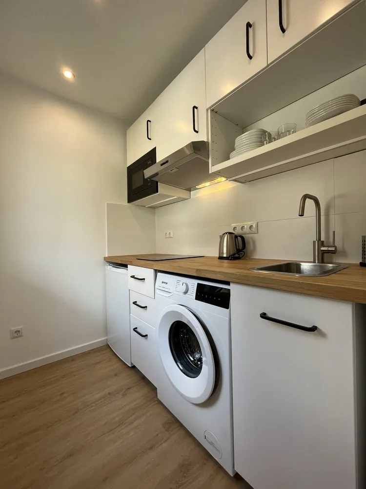 1 room apartment with 29 m² in Munich – Photo 4