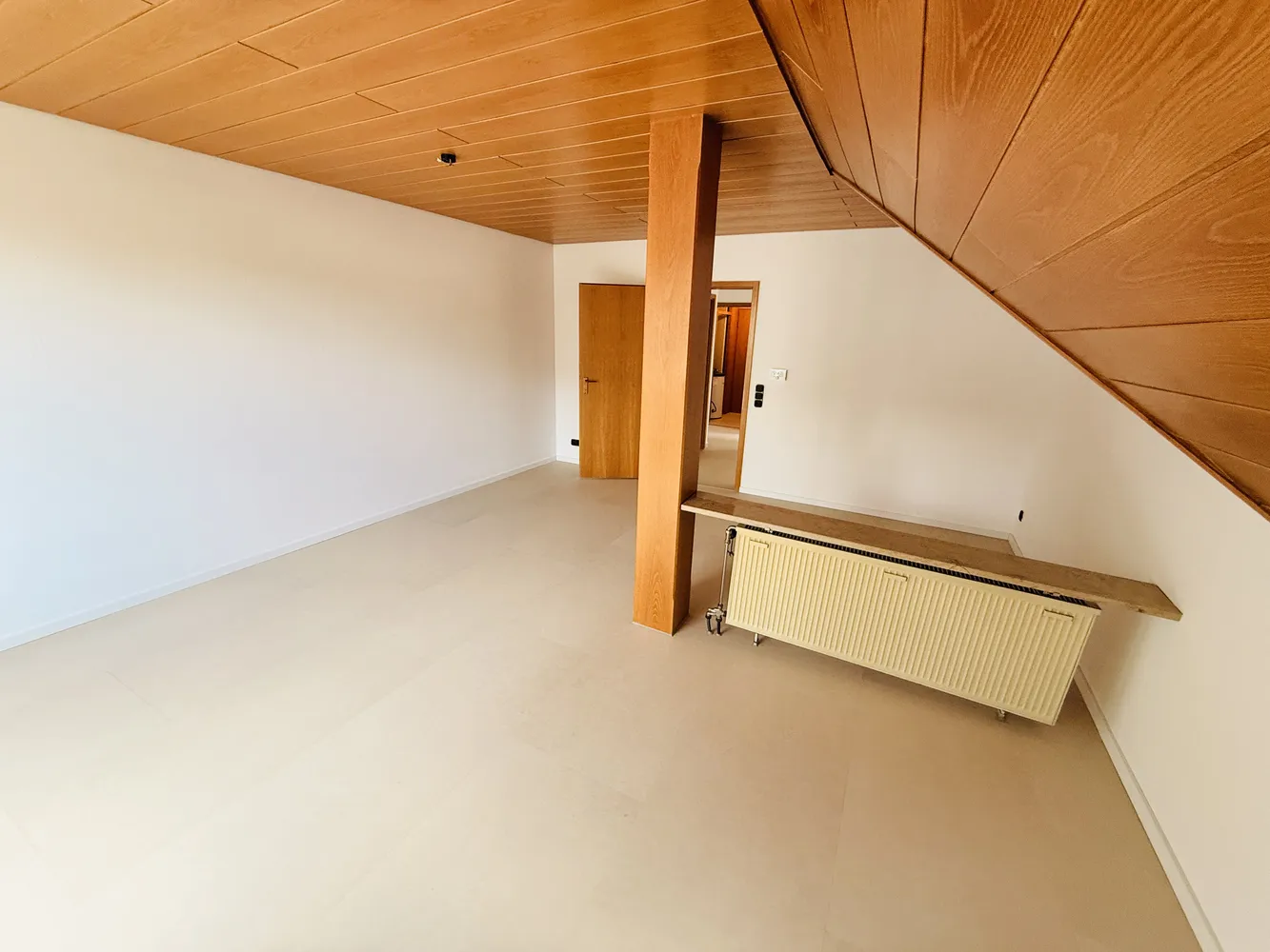 2 Zimmer Wohnung mit 74 m² in Nördlingen – Bild 2