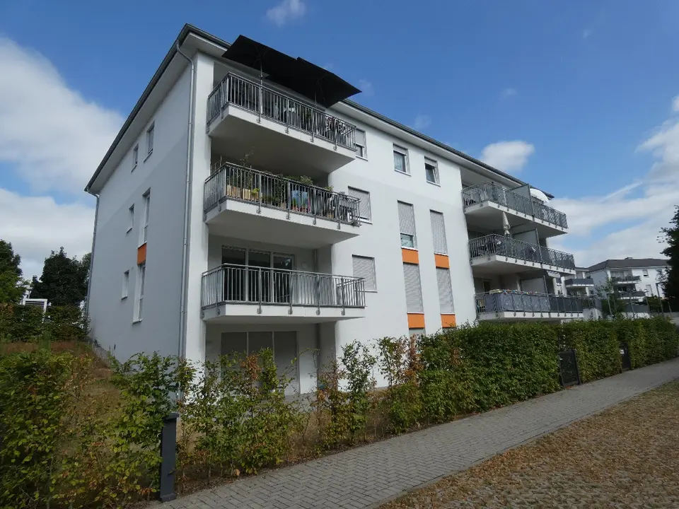 3 room apartment with 91 m² in Leverkusen – Photo 1