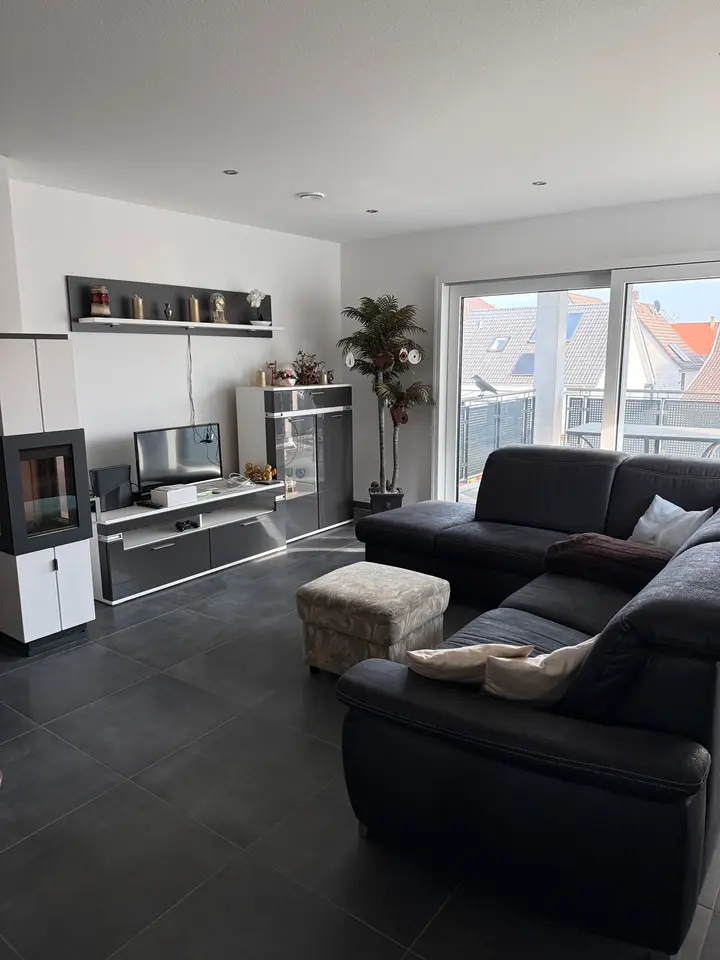 4 Zimmer Wohnung mit 100 m² in Karlsruhe – Bild 8