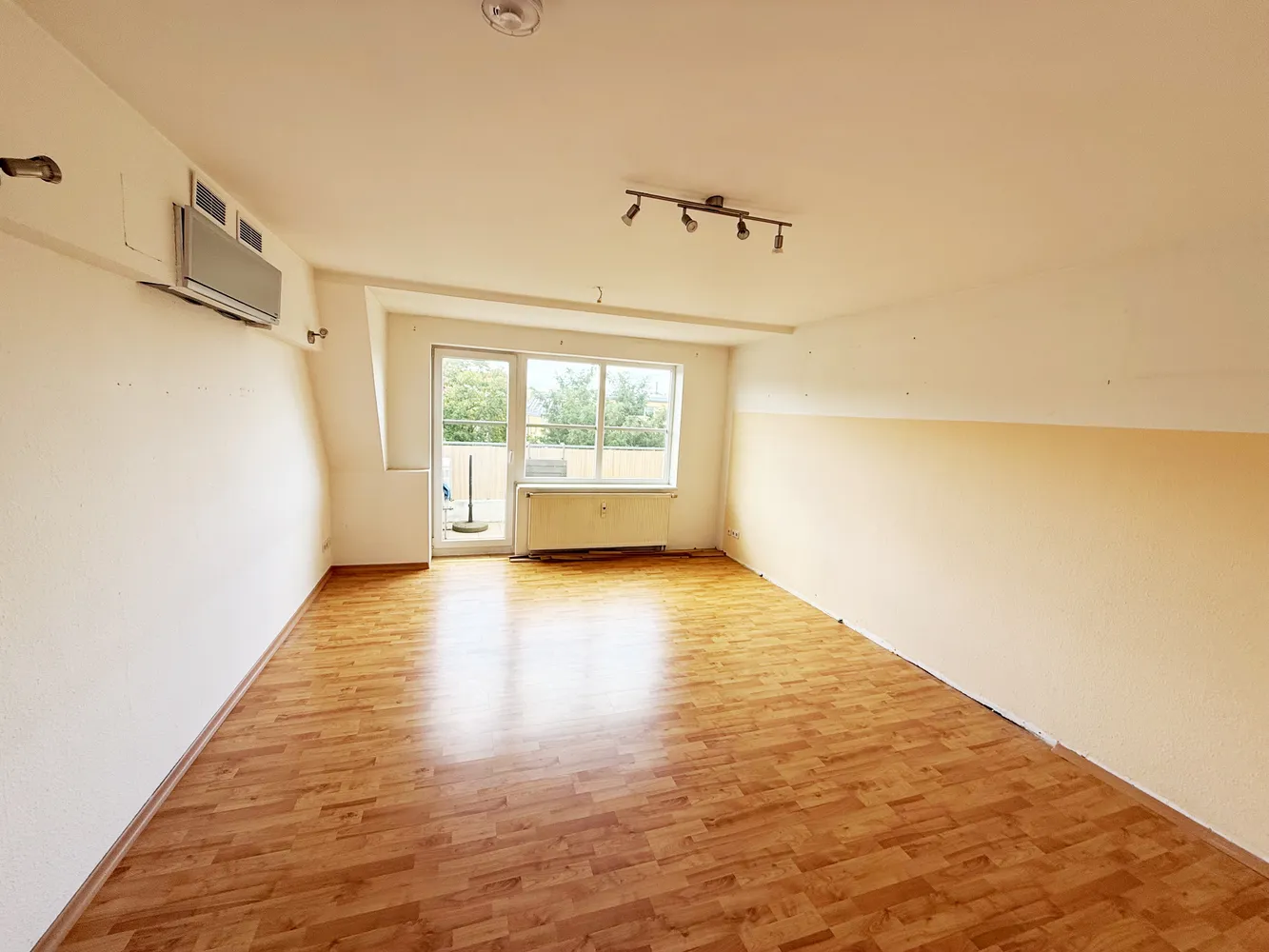 3 room apartment with 74 m² in Berlin – Photo 1