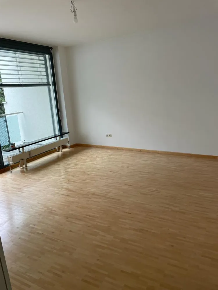 2 Zimmer Wohnung mit 76 m² in München – Bild 10