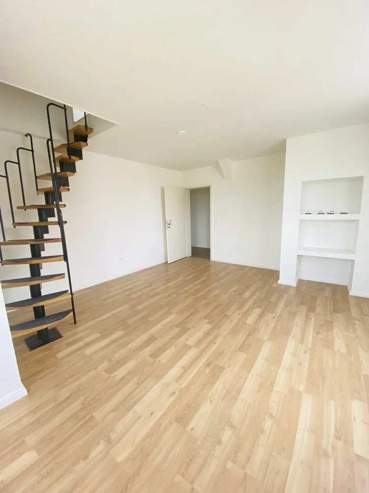 3 Zimmer Wohnung mit 94 m² in Magdeburg – Bild 2