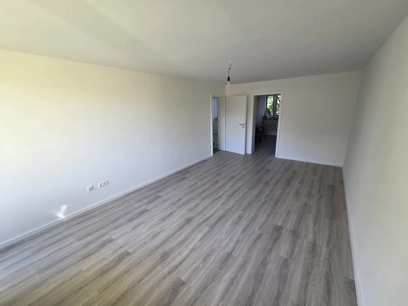4 Zimmer Wohnung mit 80 m² in München – Bild 3