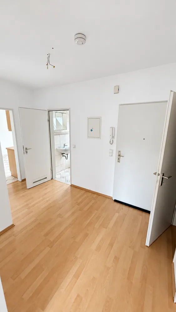 2 room apartment with 72 m² in Hanover – Photo 2