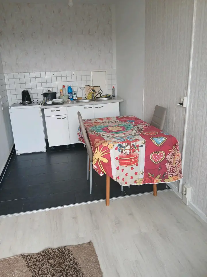 2 Zimmer Wohnung mit 40 m² in Halle (Saale) – Bild 3