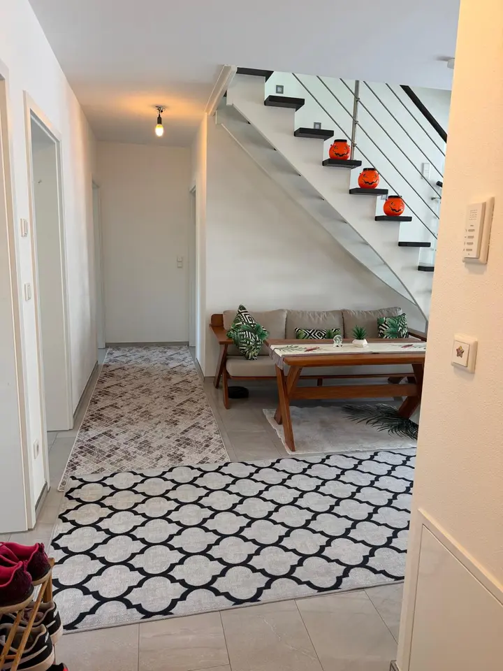 5 Zimmer Wohnung mit 150 m² in Donauwörth – Bild 2