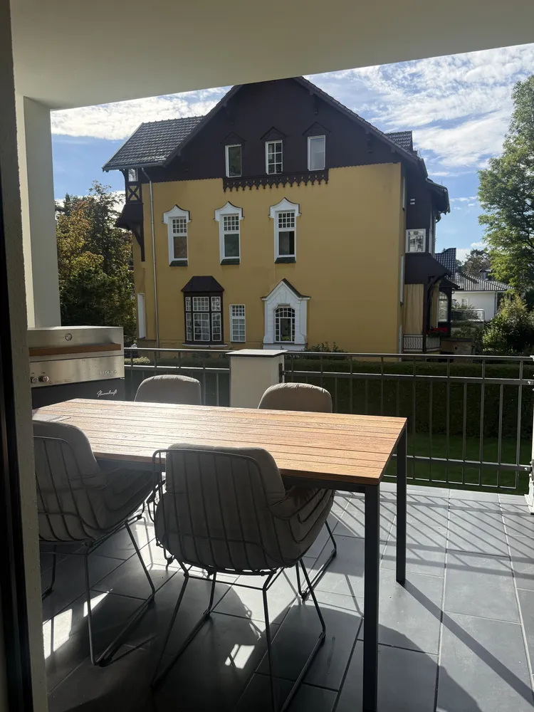 4 room apartment with 150 m² in Berlin – Photo 3
