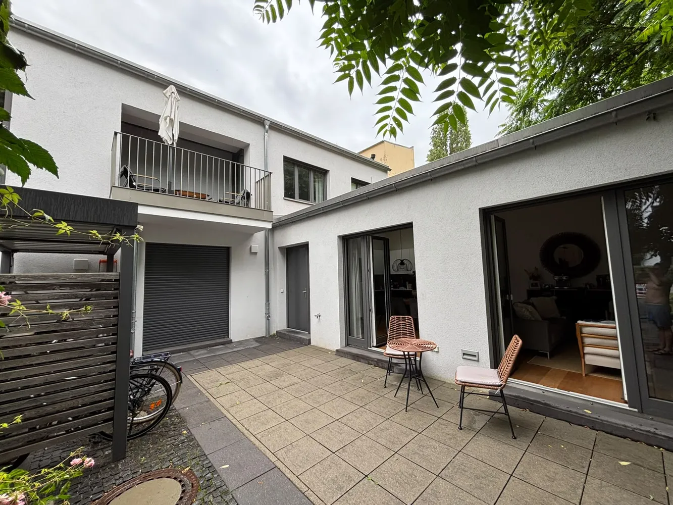 4 Zimmer Wohnung mit 133 m² in Berlin – Bild 1
