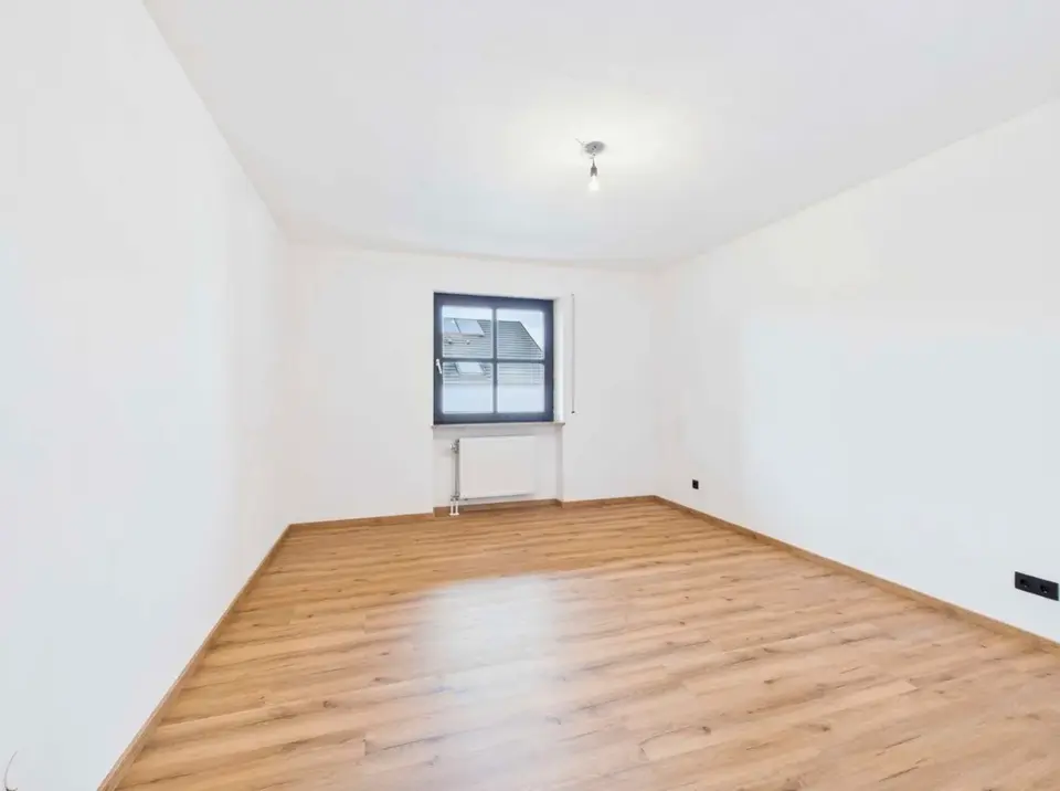 4 Zimmer Wohnung mit 87 m² in Regensburg – Bild 3