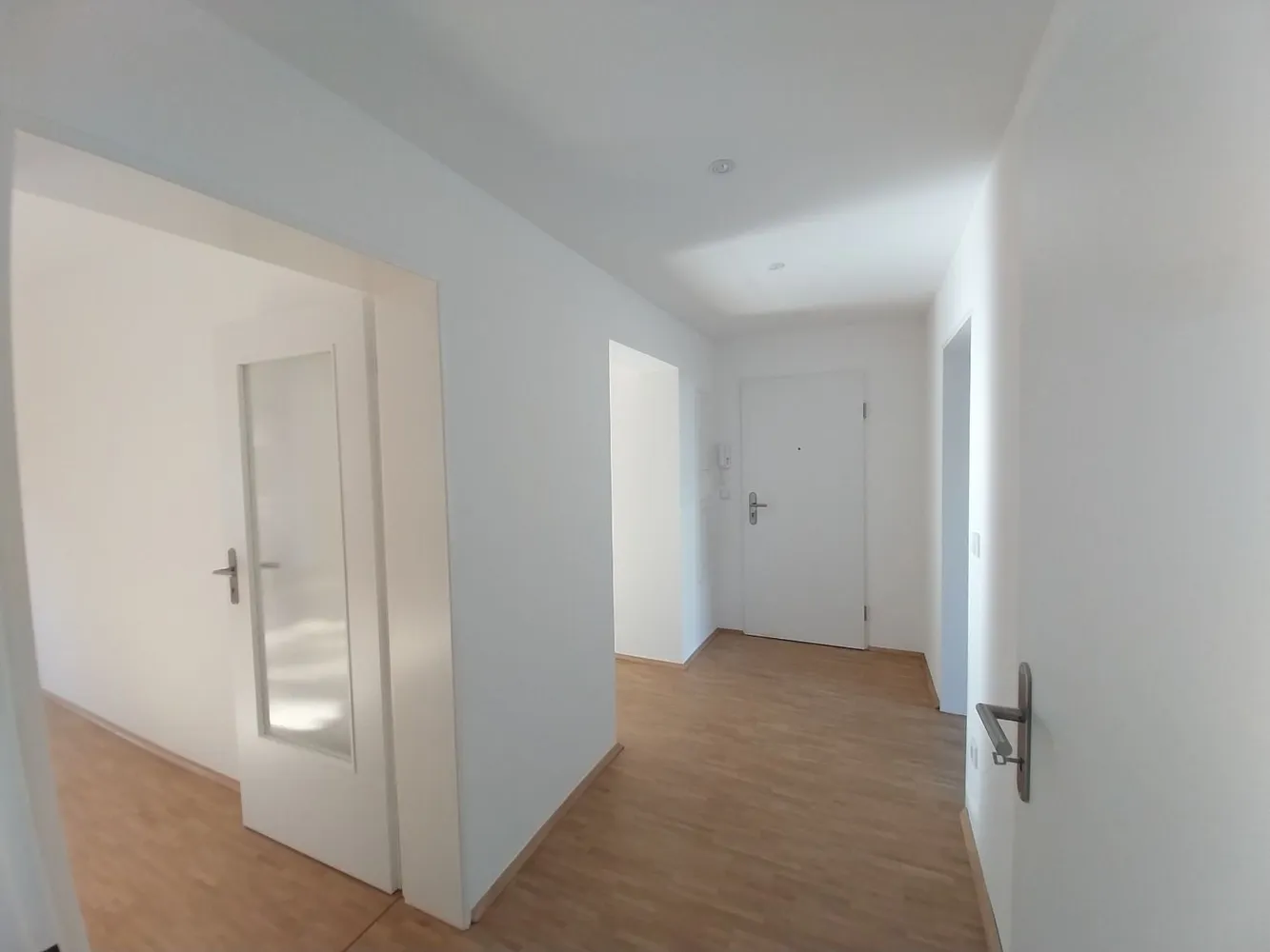 3 Zimmer Wohnung mit 74 m² in Frankfurt am Main – Bild 4