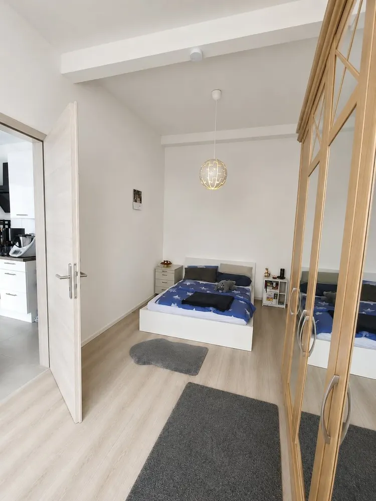 2 Zimmer Wohnung mit 68 m² in Karlsruhe – Bild 3