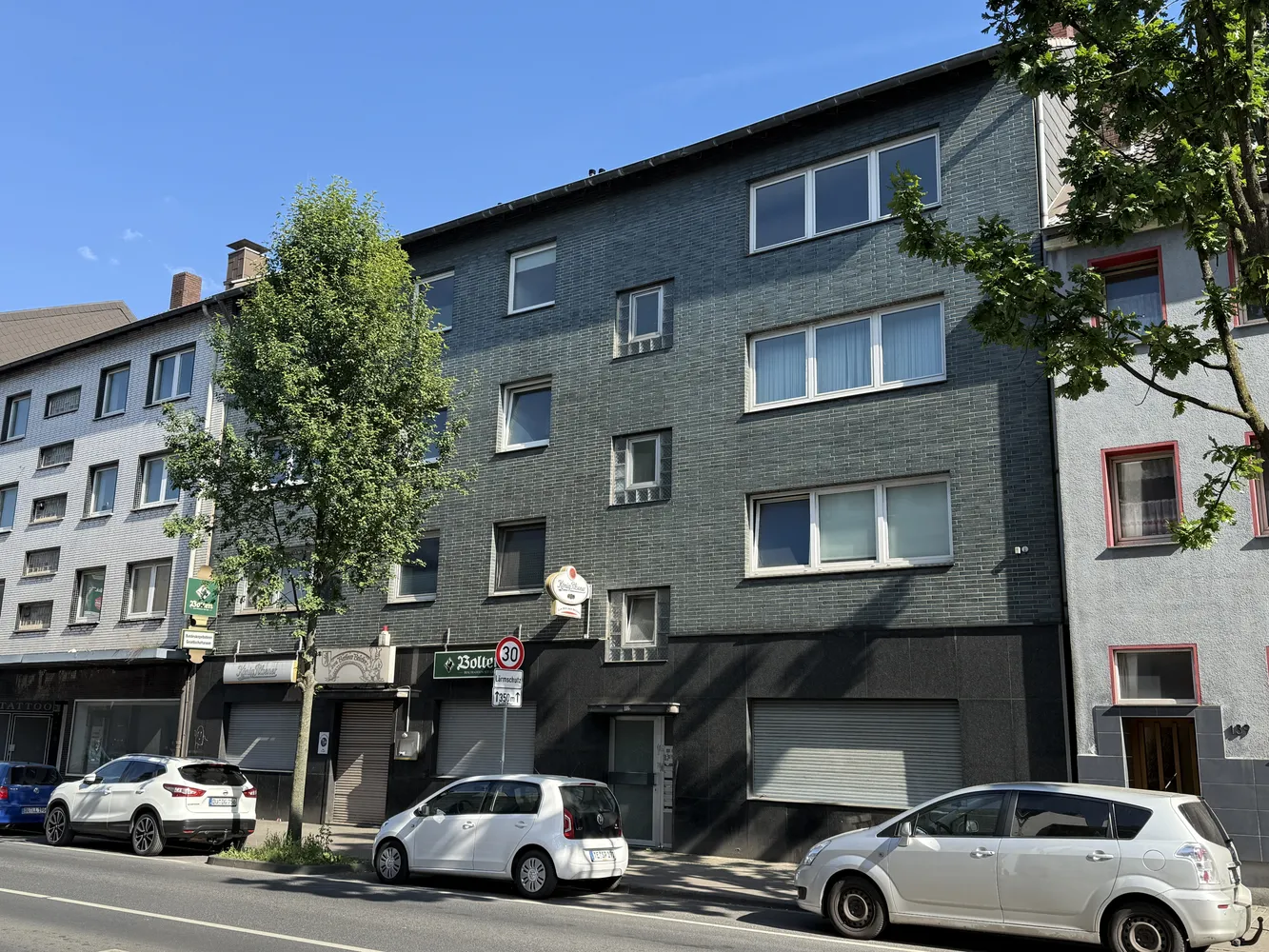 4 Zimmer Wohnung mit 112 m² in Duisburg – Bild 1