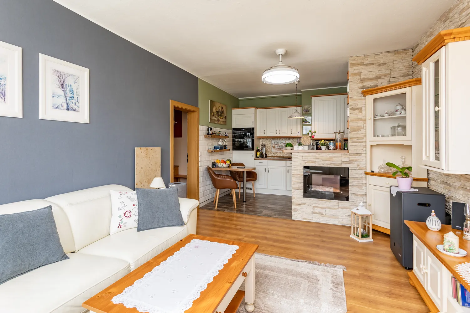 4 Zimmer Wohnung mit 66 m² in Berlin – Bild 2