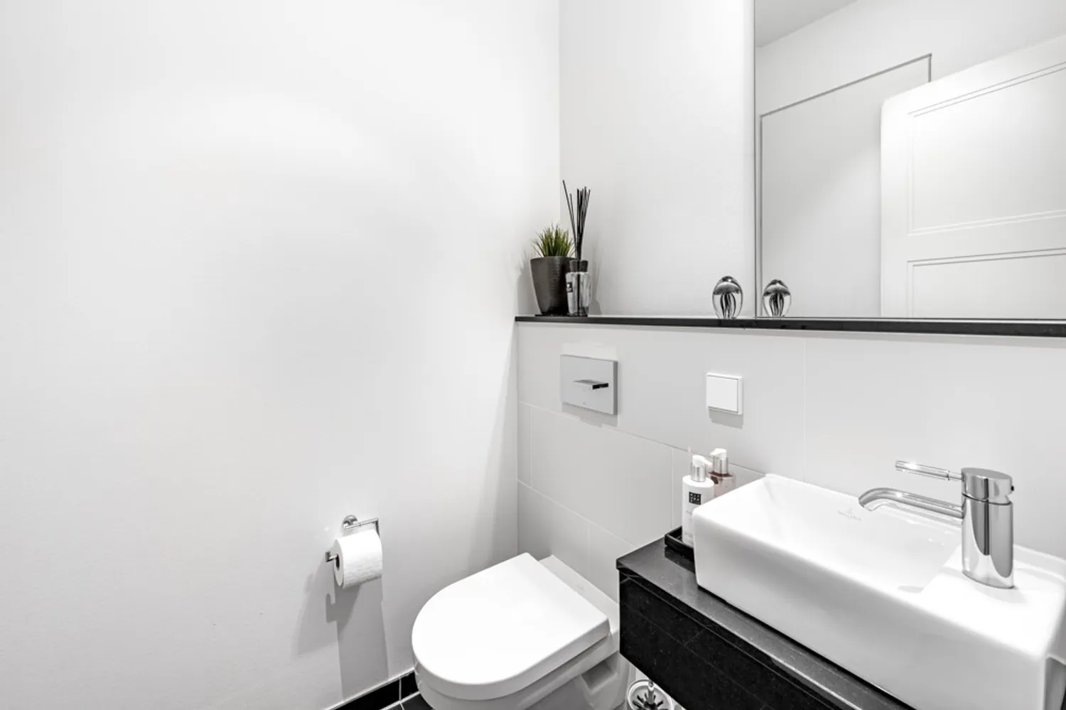 2 Zimmer Wohnung mit 85 m² in Köln – Bild 12
