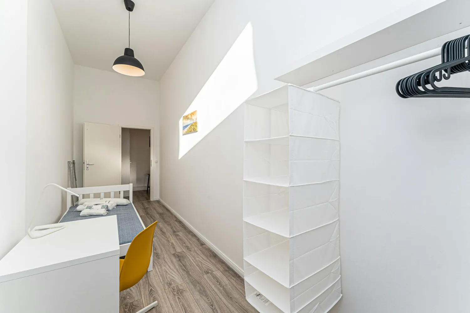 Shared room with 8 m² in Berlin – Photo 3