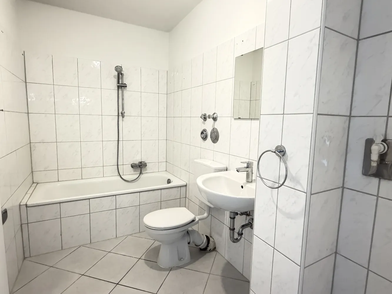 3 Zimmer Wohnung mit 74 m² in Kassel – Bild 3