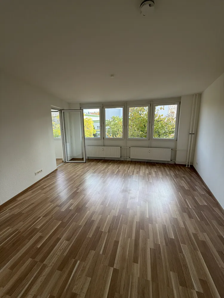 3 room apartment with 76 m² in Berlin – Photo 4