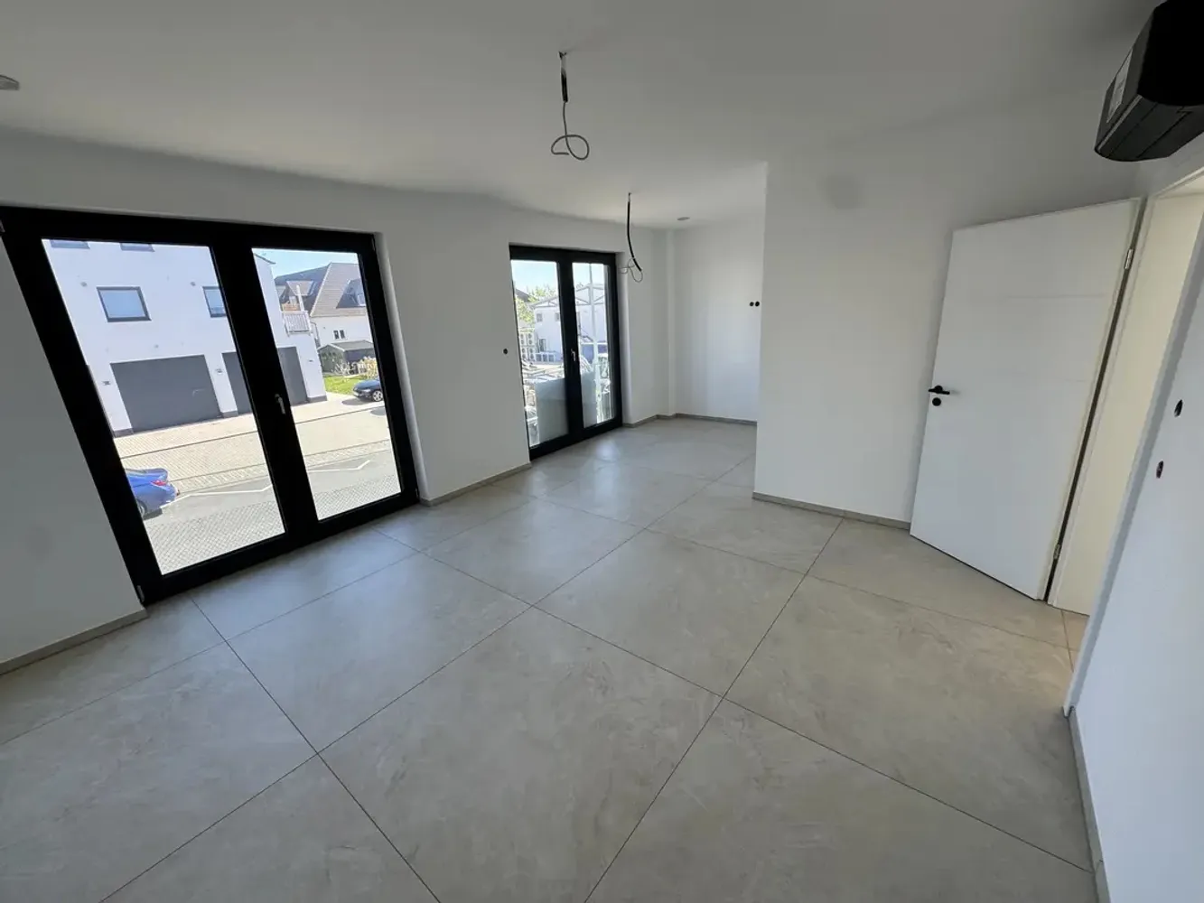 6 Zimmer Haus mit 213 m² in Hofheim am Taunus – Bild 1