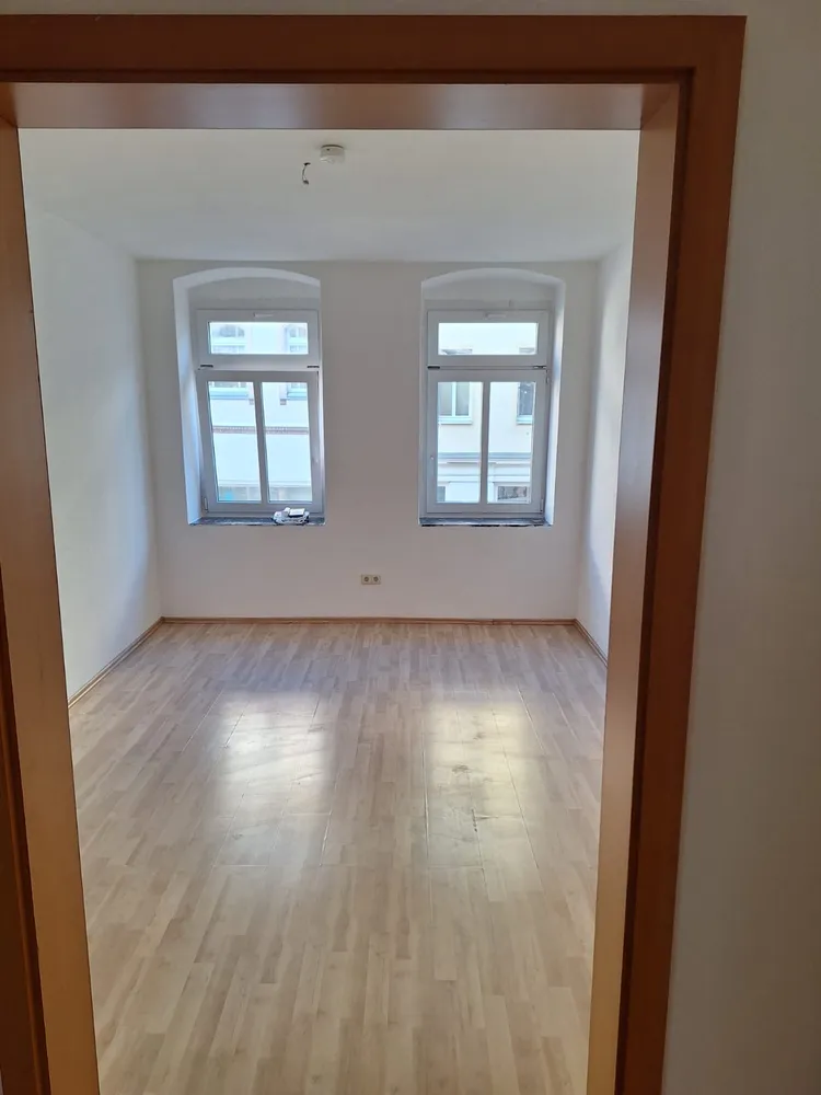 3 Zimmer Wohnung mit 92 m² in Altenburg – Bild 2