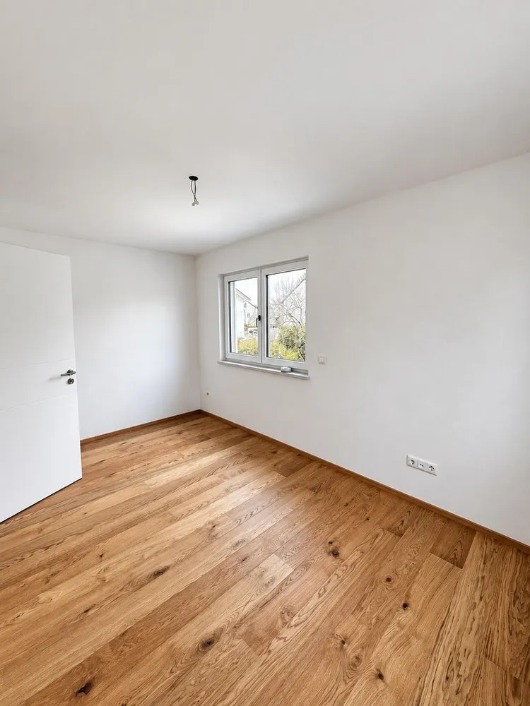 6 Zimmer Haus mit 131 m² in München – Bild 4