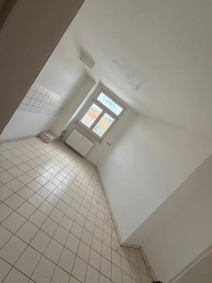 4 Zimmer Wohnung mit 104 m² in Eisenach – Bild 3