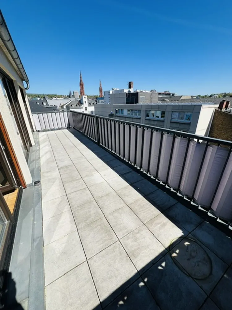 4 Zimmer Wohnung mit 131 m² in Wiesbaden – Bild 9