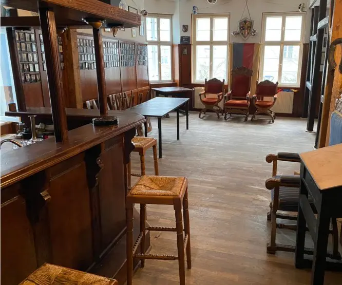 9 Zimmer Wohnung mit 20 m² in Rostock – Bild 3