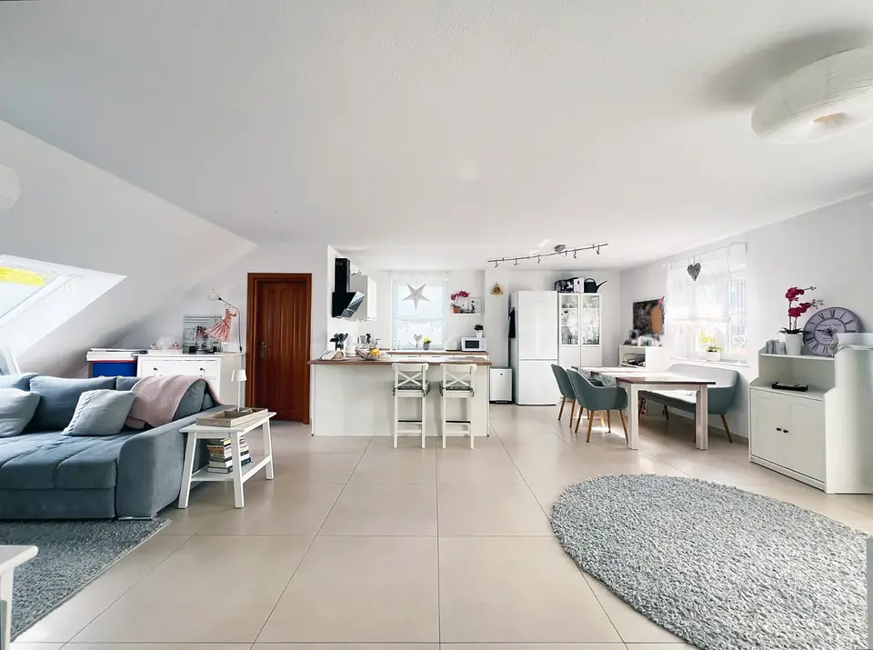 2 Zimmer Wohnung mit 82 m² in Siegburg – Bild 1