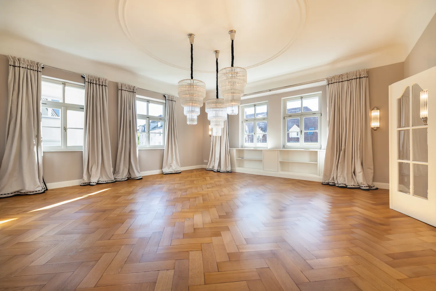 5 Zimmer Wohnung mit 252 m² in München – Bild 5