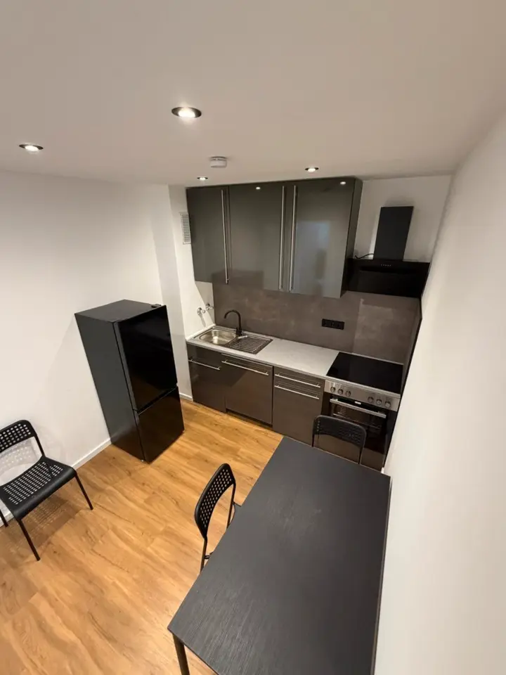 4 Zimmer Wohnung mit 13 m² in München – Bild 7