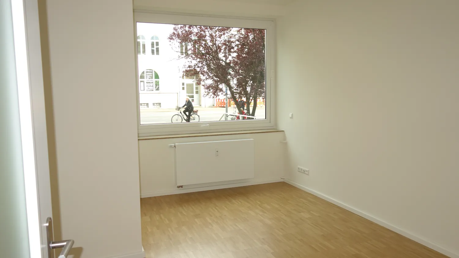6 Zimmer Wohnung mit 210 m² in Hannover – Bild 4