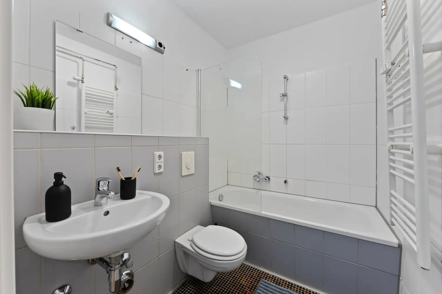 Shared room with 9 m² in Berlin – Photo 4