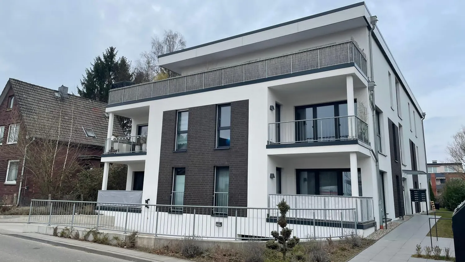 3 Zimmer Wohnung mit 90 m² in Hamburg – Bild 1