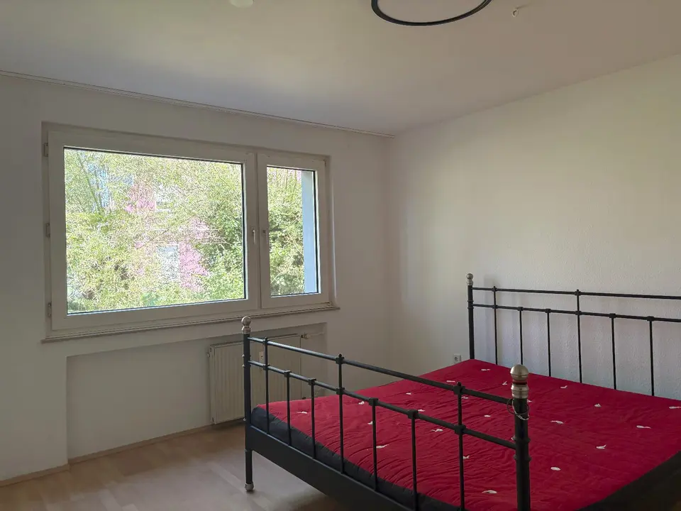 4 Zimmer Wohnung mit 110 m² in Duisburg – Bild 2
