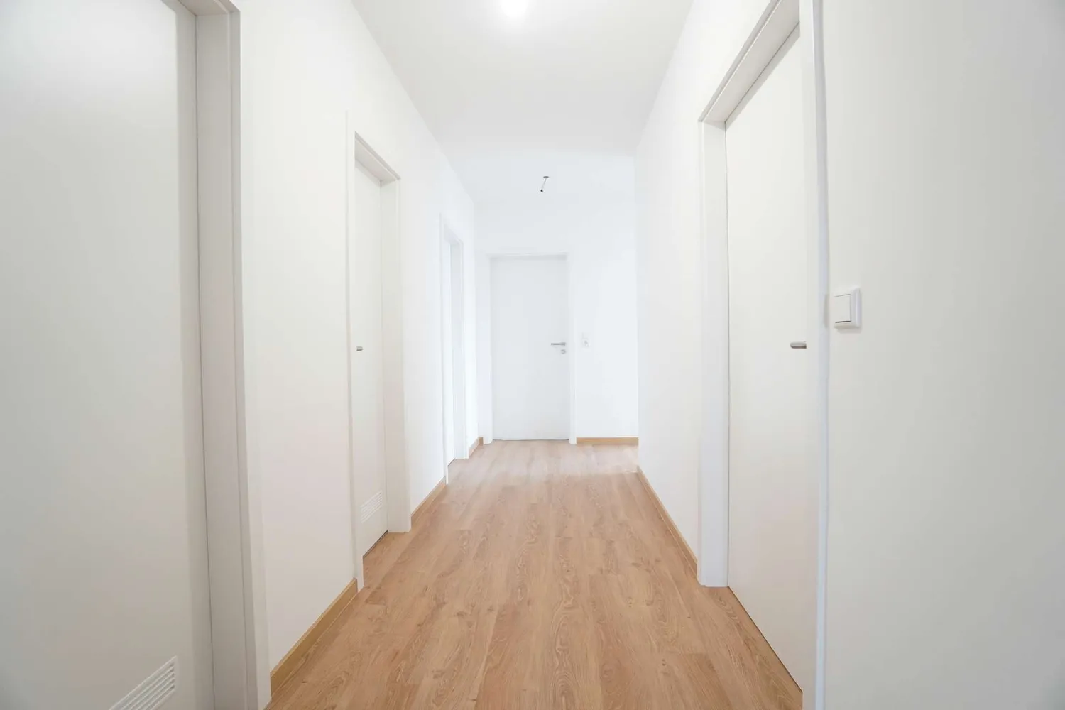 6 Zimmer Wohnung mit 160 m² in Frankfurt am Main – Bild 5