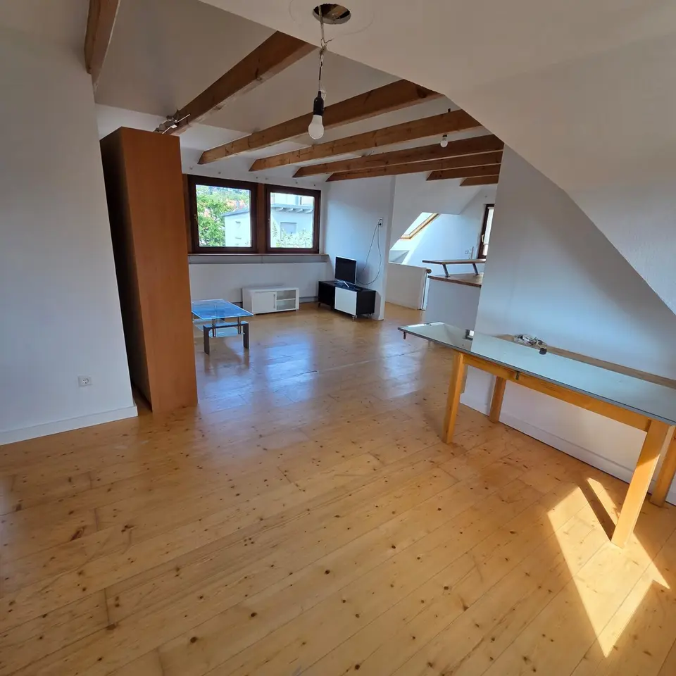 3 Zimmer Wohnung mit 80 m² in Esslingen am Neckar – Bild 1