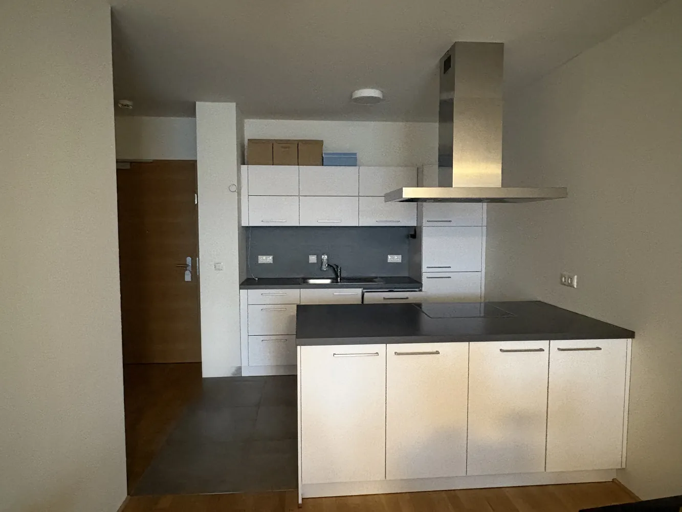 2 room apartment with 58 m² in Frankfurt am Main – Photo 1