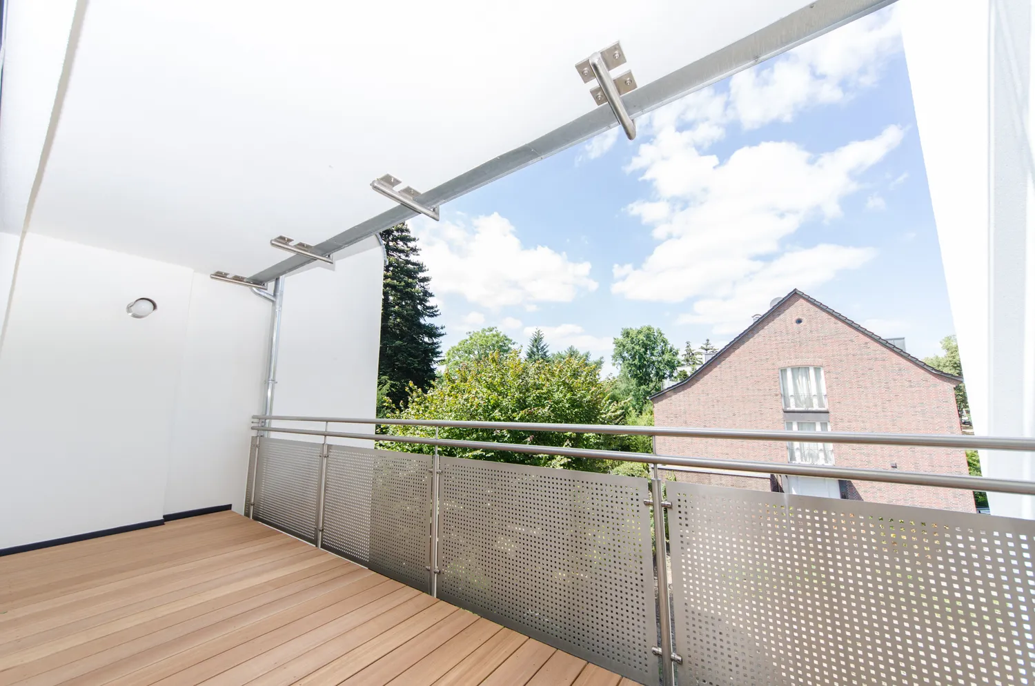 3 Zimmer Wohnung mit 128 m² in Düsseldorf – Bild 1