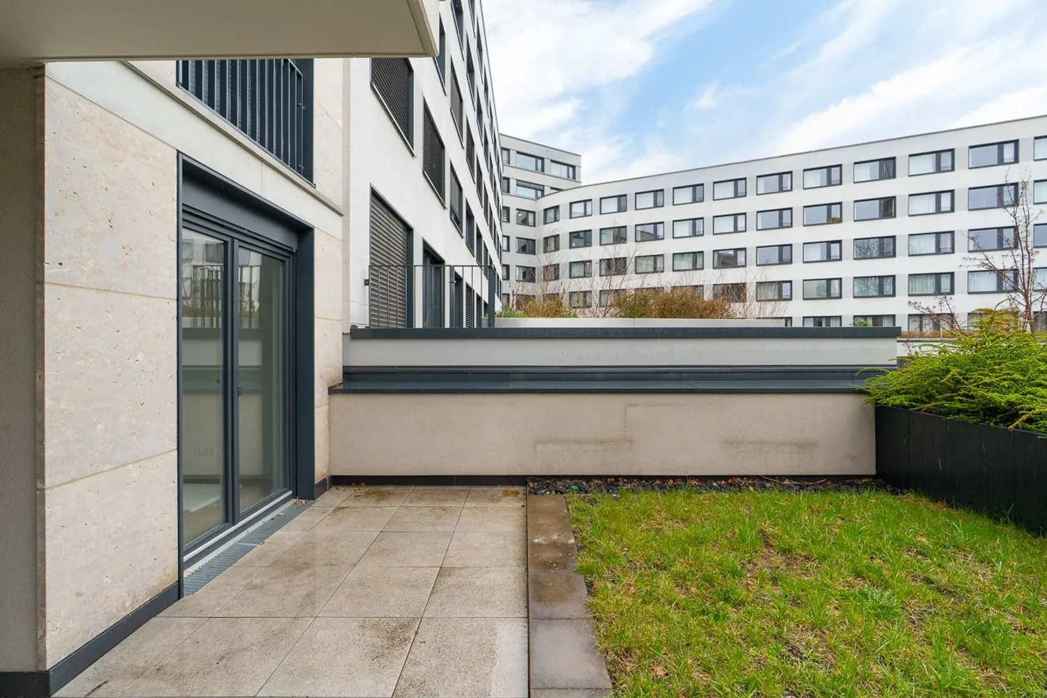 2 room apartment with 61 m² in Dresden – Photo 12
