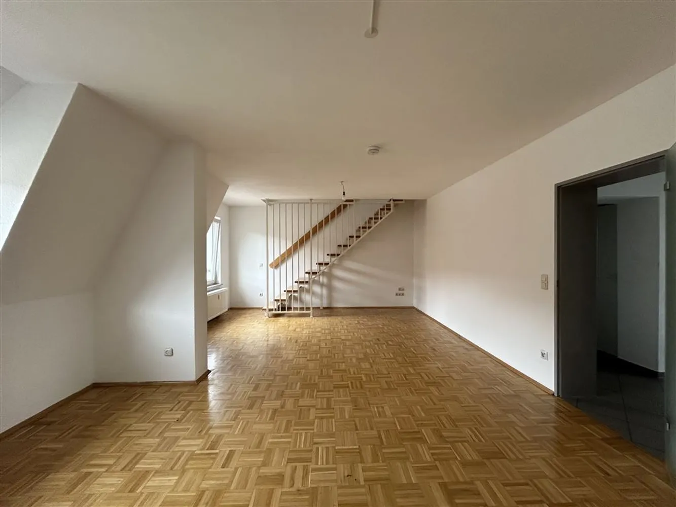 2 Zimmer Wohnung mit 78 m² in Essen – Bild 1