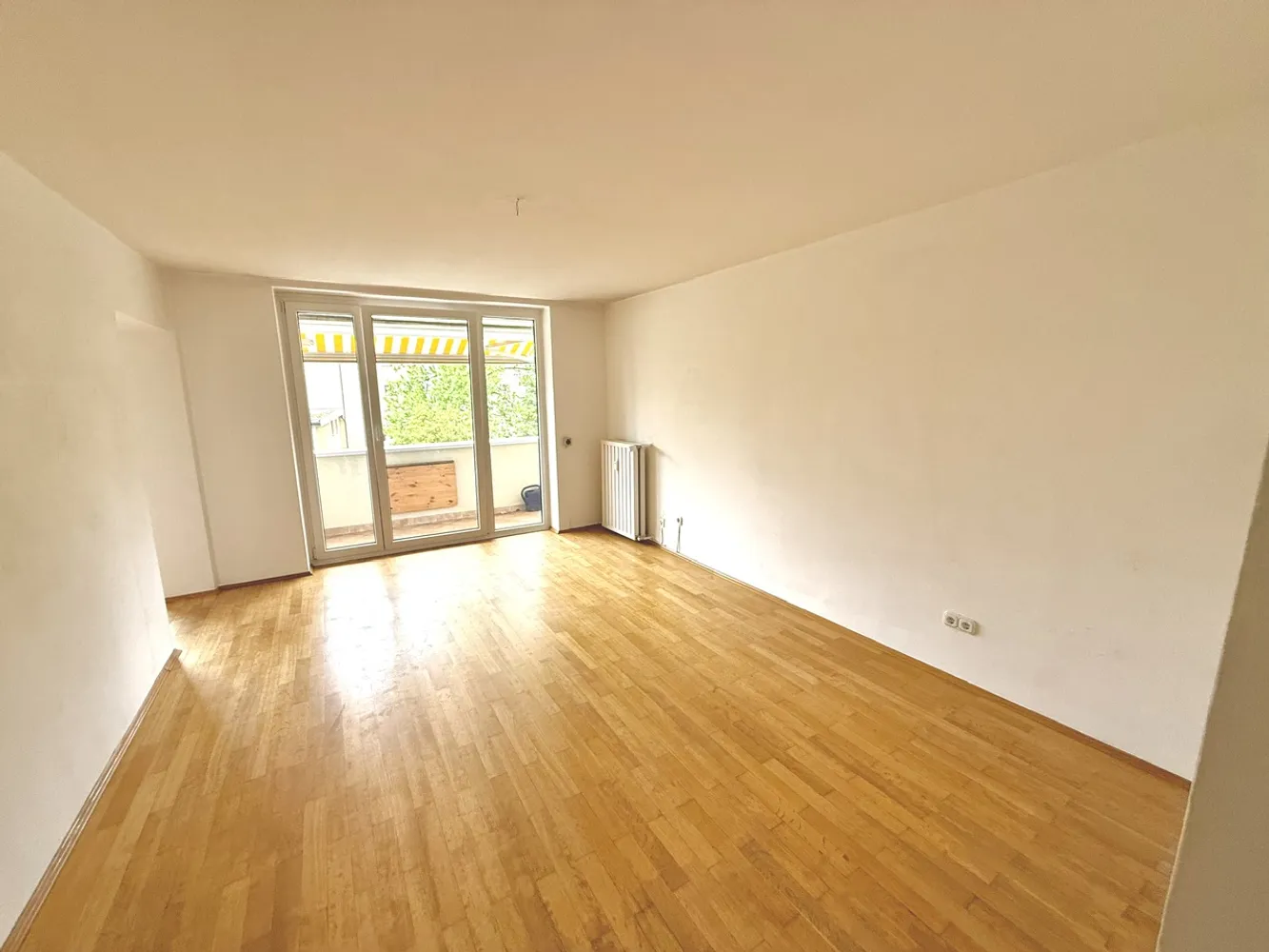 4 room apartment with 68 m² in Munich – Photo 5