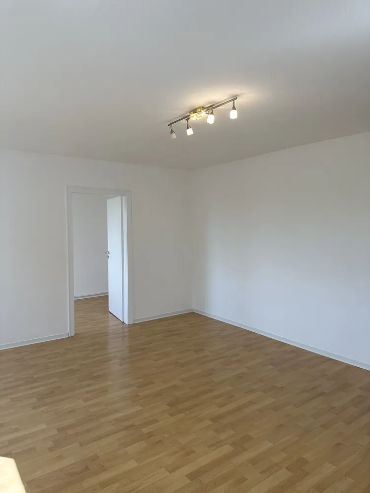3 Zimmer Wohnung mit 67 m² in Hannover – Bild 2