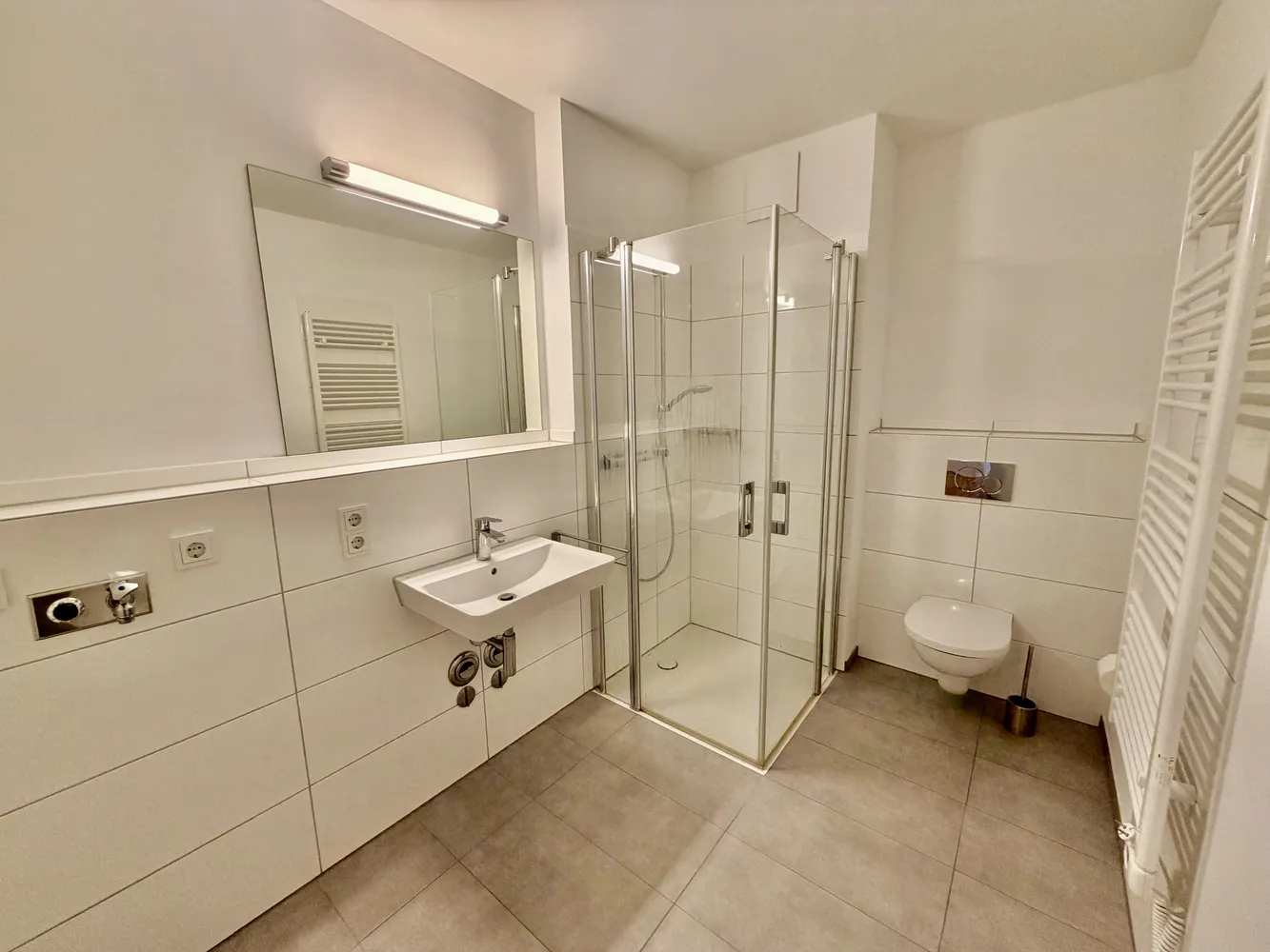 1 Zimmer Wohnung mit 28 m² in Köln – Bild 2