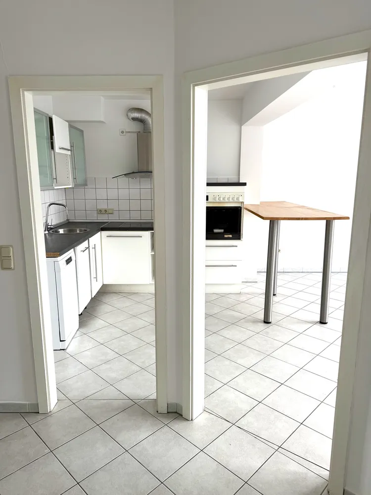 3 Zimmer Wohnung mit 90 m² in Düsseldorf – Bild 5