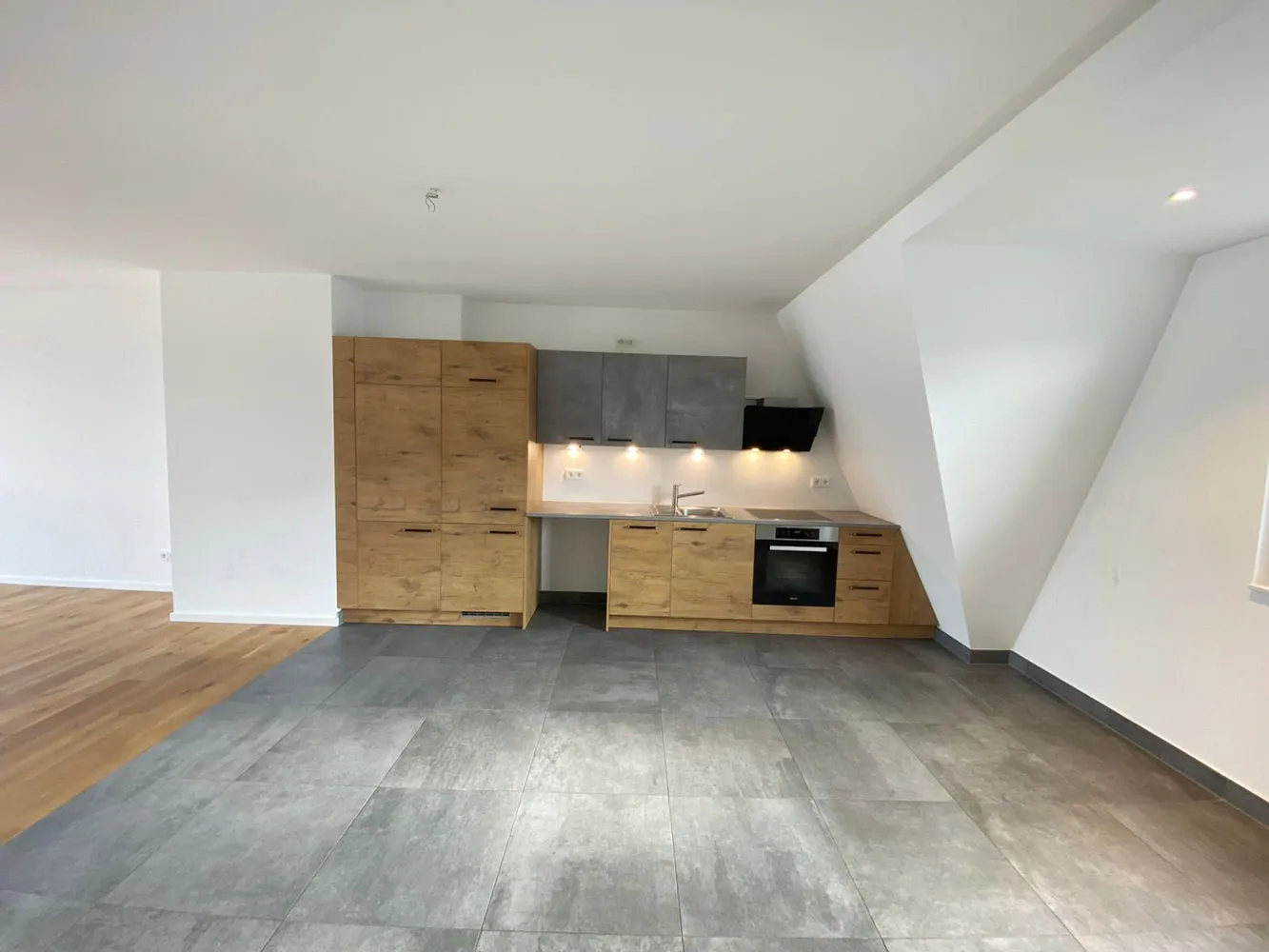 3 Zimmer Wohnung mit 85 m² in Frankfurt am Main – Bild 11