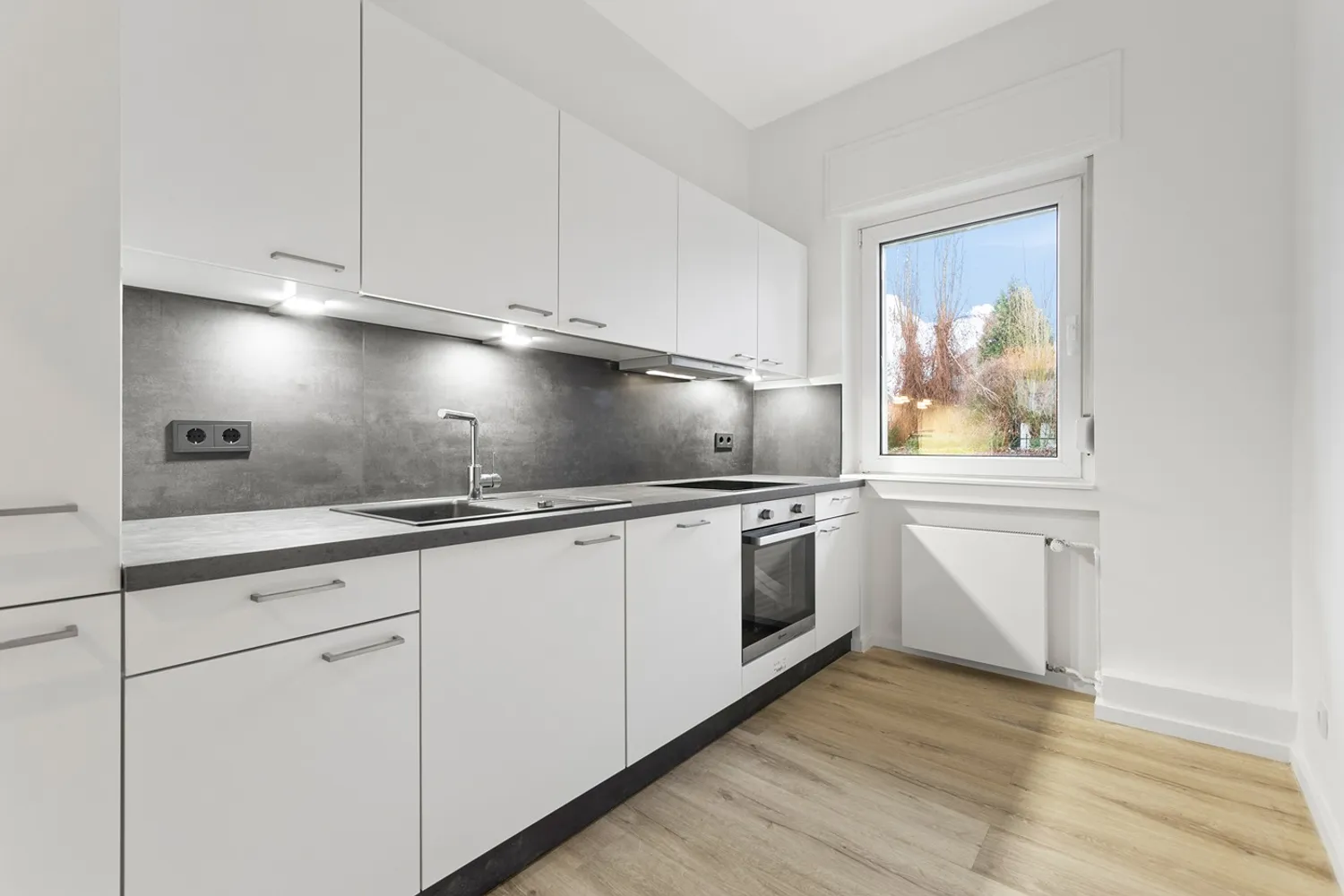 4 Zimmer Wohnung mit 105 m² in Krefeld – Bild 1