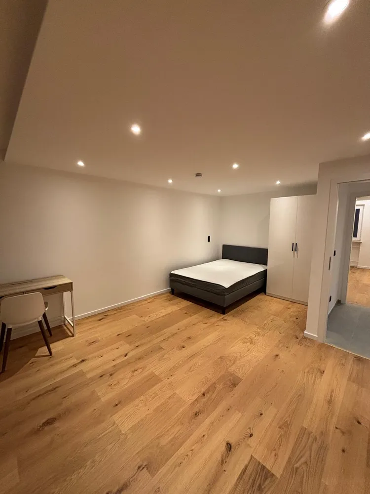 WG-Zimmer mit 11 m² in München – Bild 2